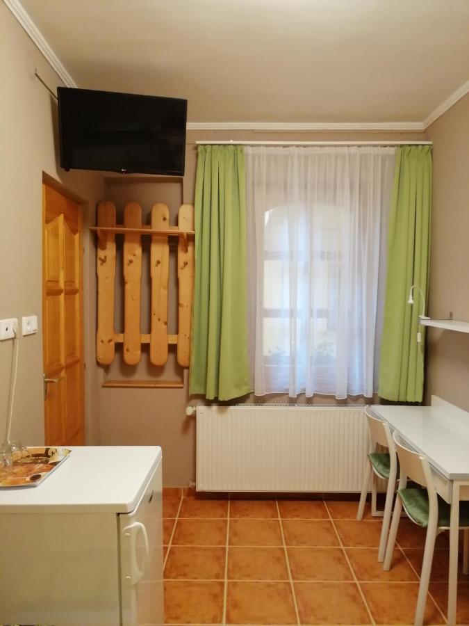 Bed and Breakfast Karpatia Panzio Ostrzyhom Zewnętrze zdjęcie