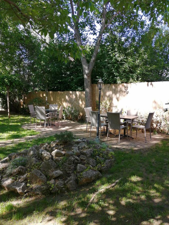 Bed and Breakfast Karpatia Panzio Ostrzyhom Zewnętrze zdjęcie