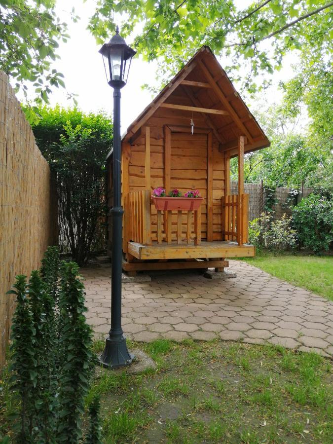 Bed and Breakfast Karpatia Panzio Ostrzyhom Zewnętrze zdjęcie