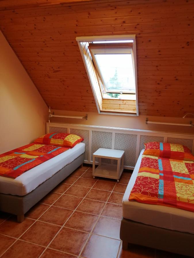 Bed and Breakfast Karpatia Panzio Ostrzyhom Zewnętrze zdjęcie